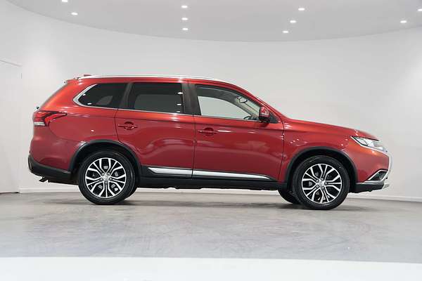 2016 Mitsubishi Outlander LS Safety Pack ZK