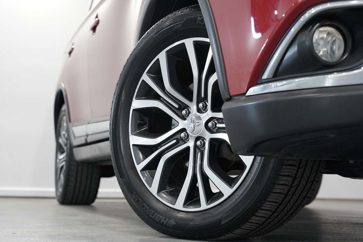 2016 Mitsubishi Outlander LS Safety Pack ZK