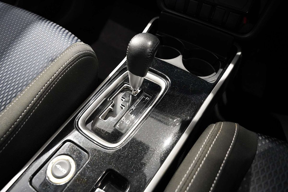 2016 Mitsubishi Outlander LS Safety Pack ZK