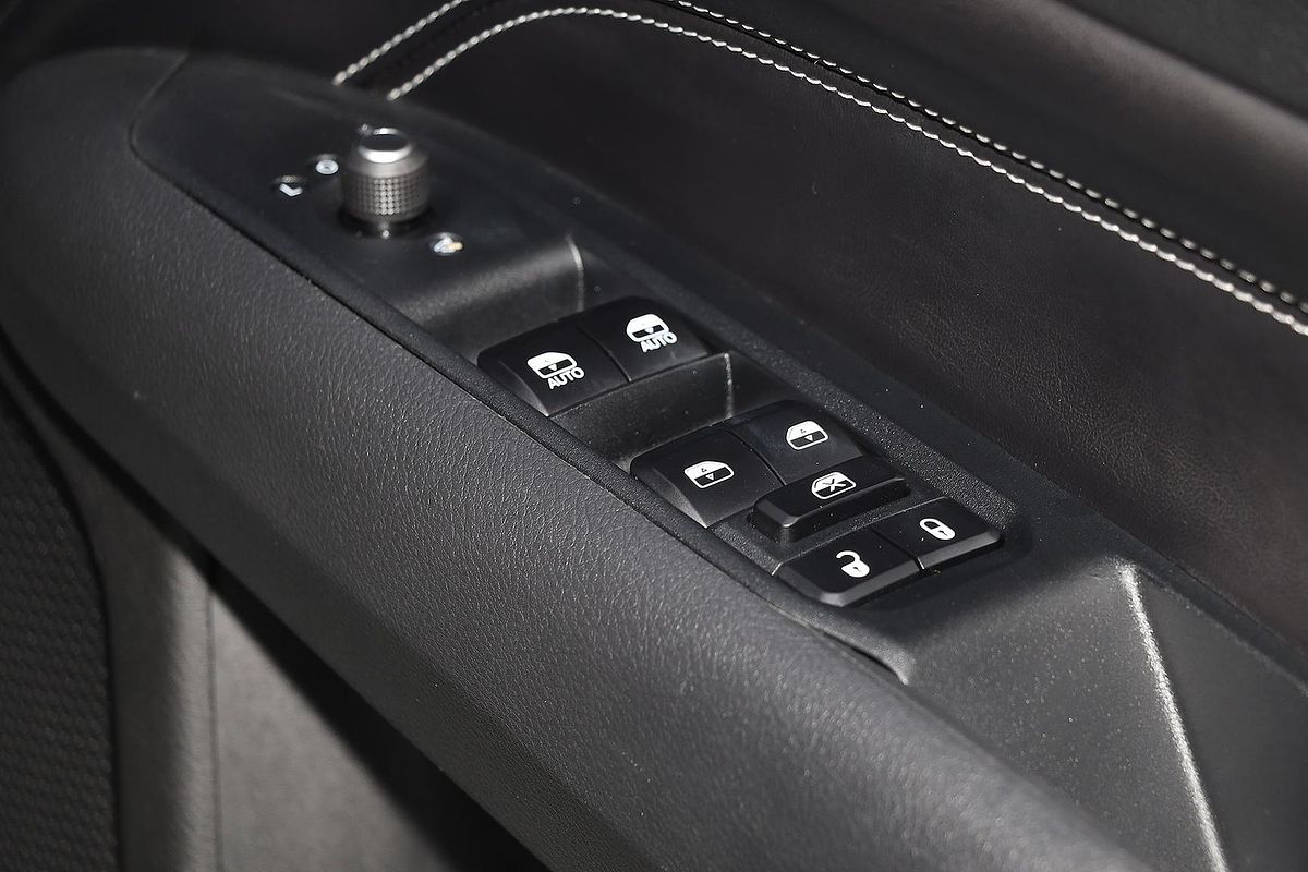 2022 Jeep Compass Night Eagle M6