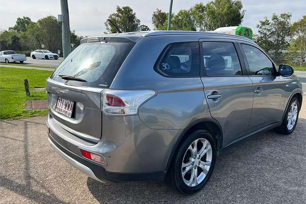 2014 Mitsubishi Outlander ES ZJ