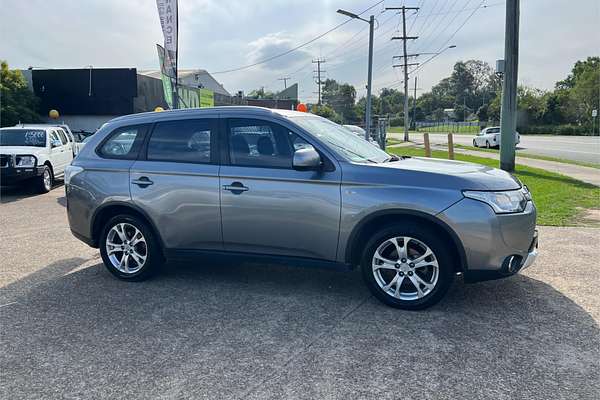 2014 Mitsubishi Outlander ES ZJ