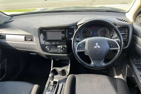 2014 Mitsubishi Outlander ES ZJ