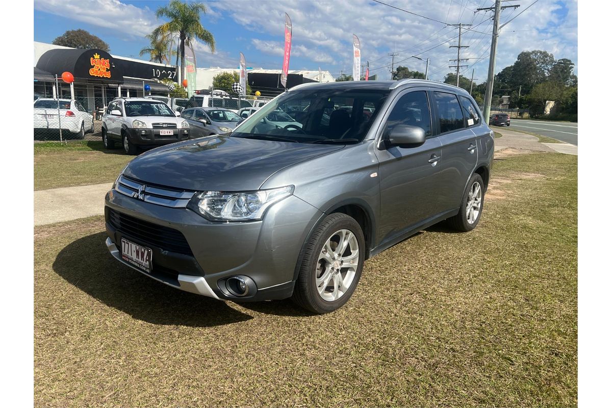 2014 Mitsubishi Outlander ES ZJ