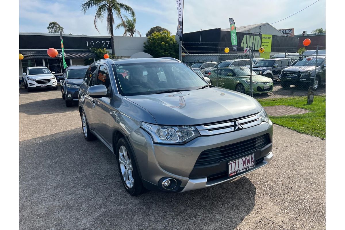 2014 Mitsubishi Outlander ES ZJ