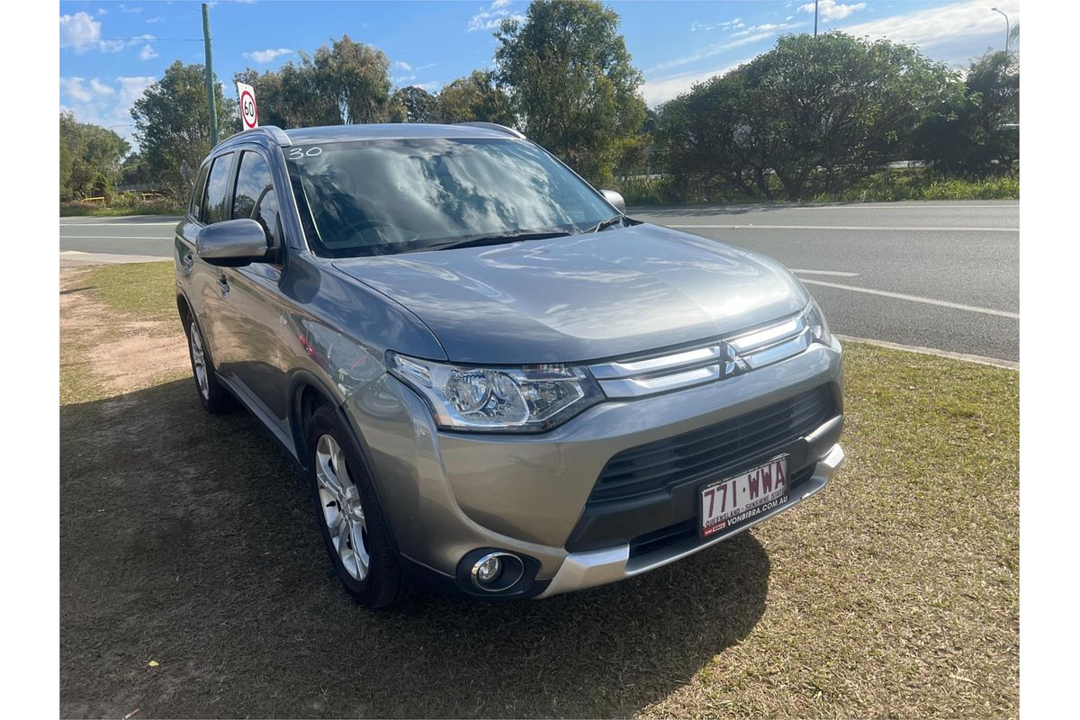 2014 Mitsubishi Outlander ES ZJ
