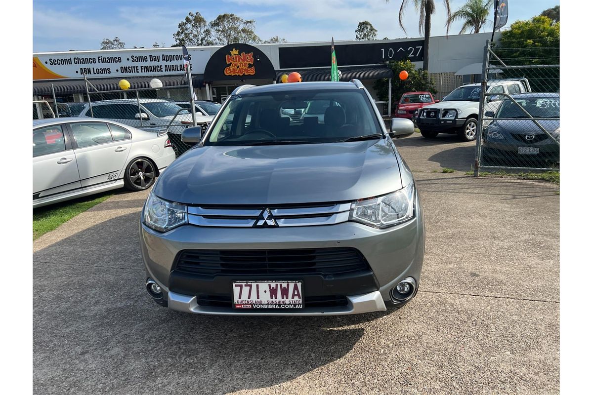 2014 Mitsubishi Outlander ES ZJ