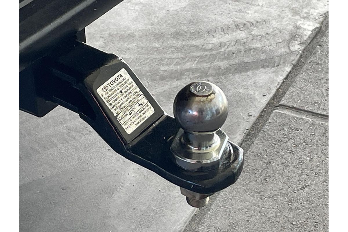 2022 Toyota Hilux SR5 GUN126R 4X4