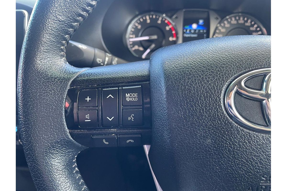 2022 Toyota Hilux SR5 GUN126R 4X4
