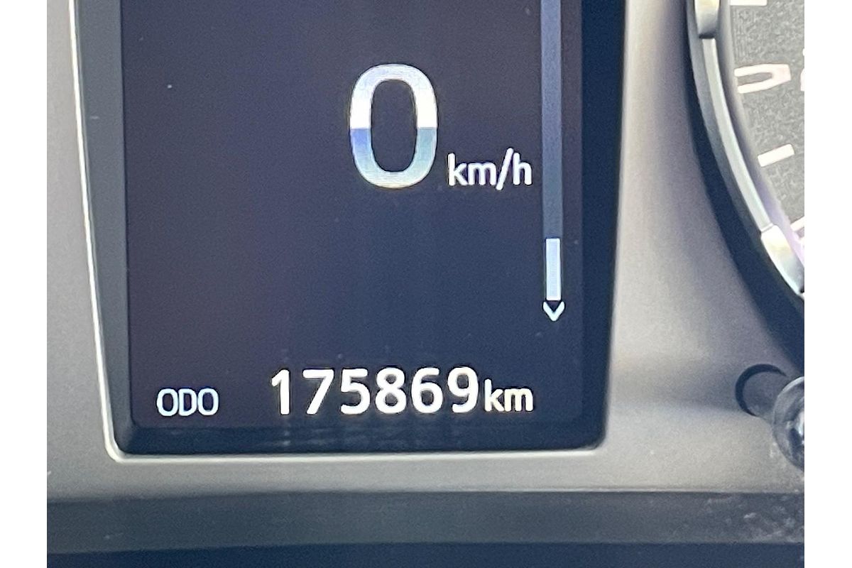 2022 Toyota Hilux SR5 GUN126R 4X4