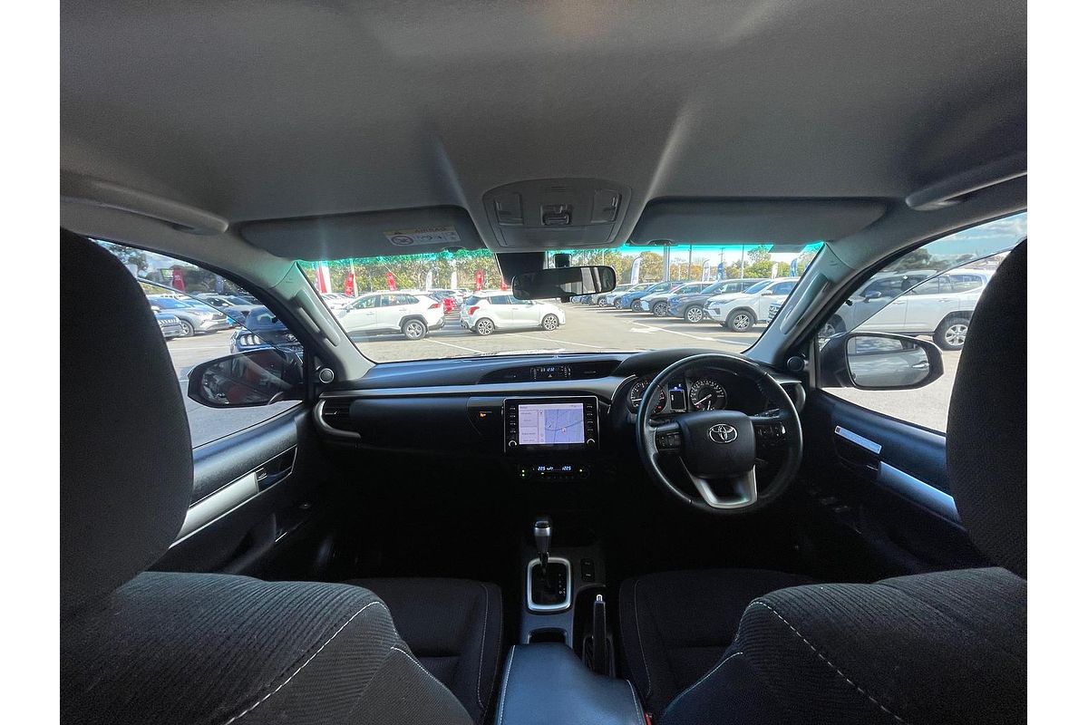 2022 Toyota Hilux SR5 GUN126R 4X4