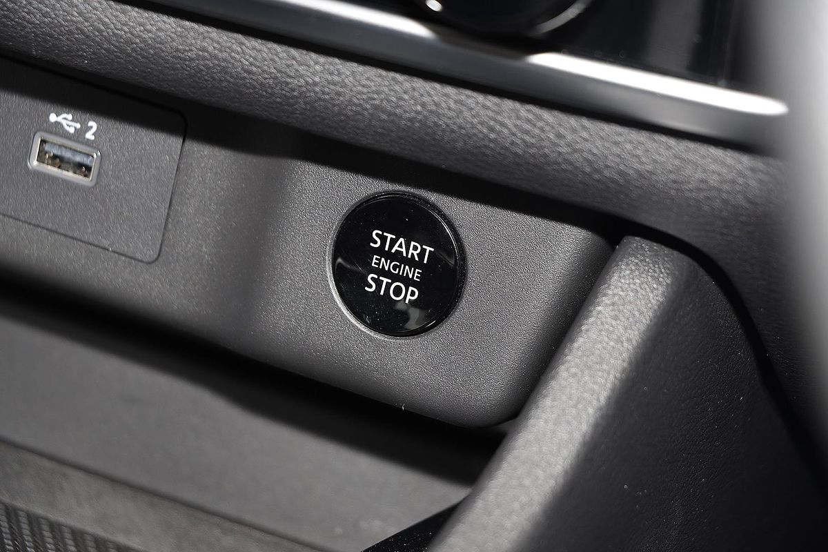 2025 Nissan X-TRAIL ST T33