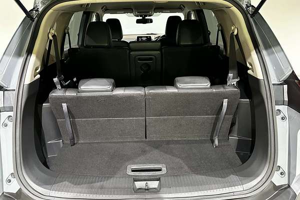 2022 Nissan X-TRAIL ST-L T33