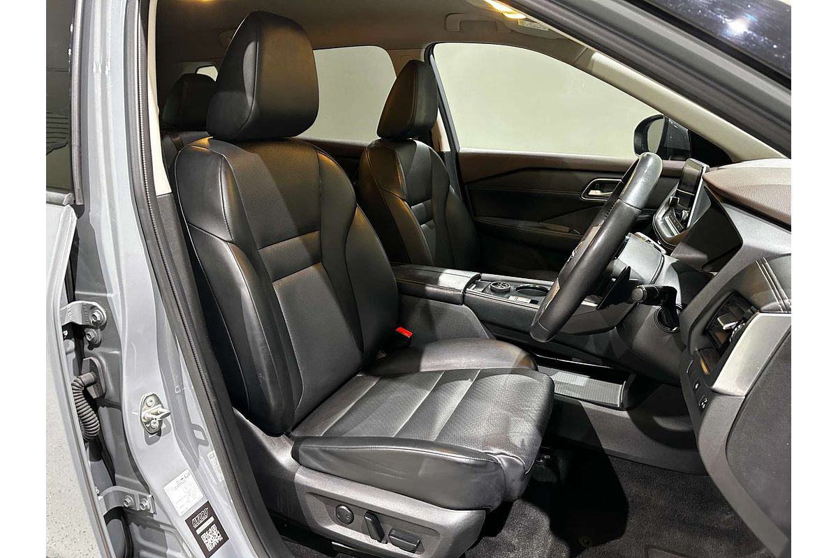 2022 Nissan X-TRAIL ST-L T33
