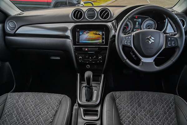 2025 Suzuki Vitara