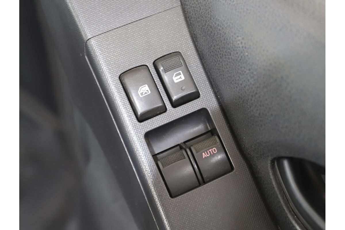 2016 Isuzu D-MAX SX High Ride Rear Wheel Drive