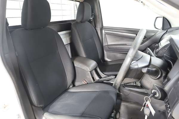 2016 Isuzu D-MAX SX High Ride Rear Wheel Drive
