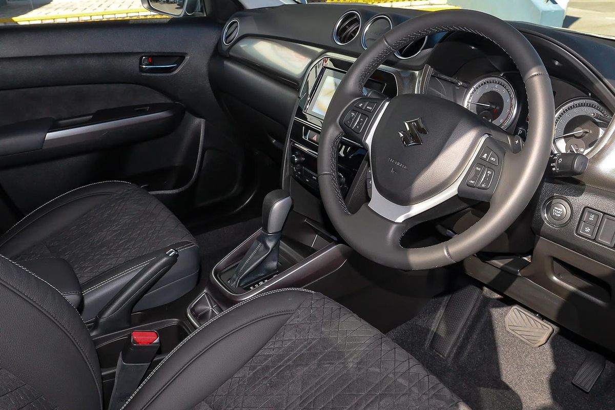 2025 Suzuki Vitara