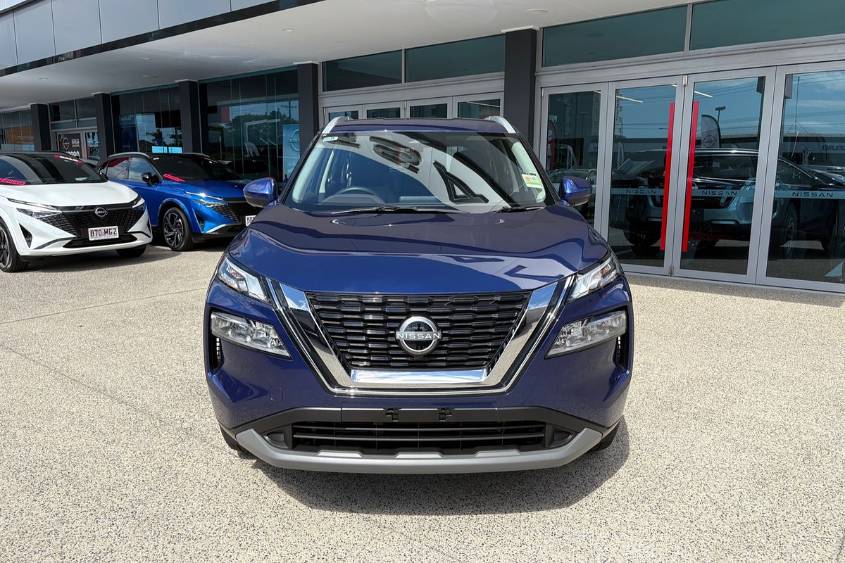 2025 Nissan X-TRAIL ST T33