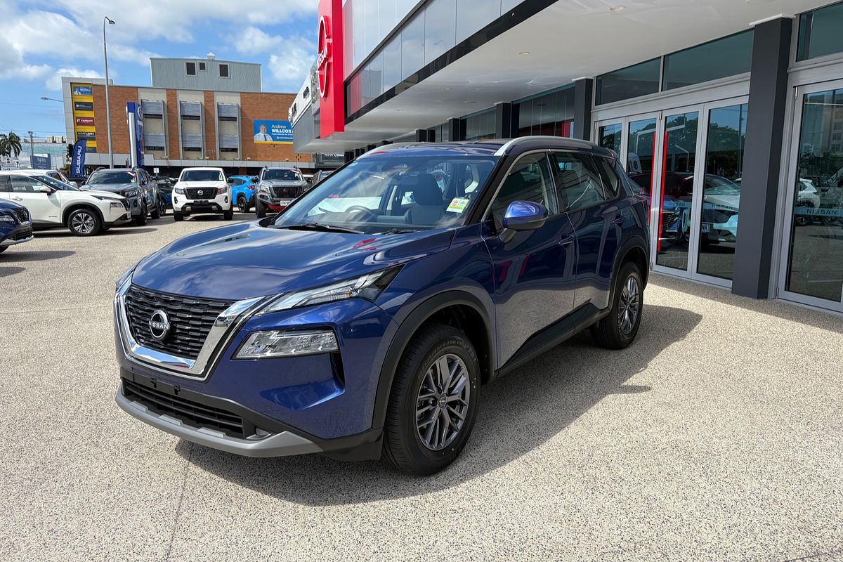 2025 Nissan X-TRAIL ST T33
