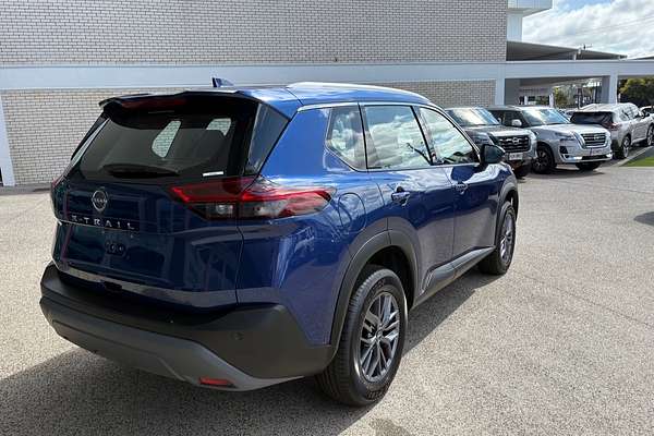 2025 Nissan X-TRAIL ST T33