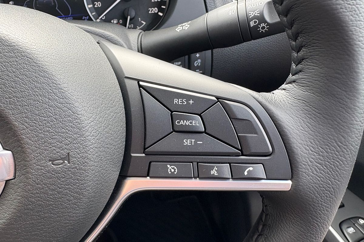 2025 Nissan Navara ST-X D23 4X4