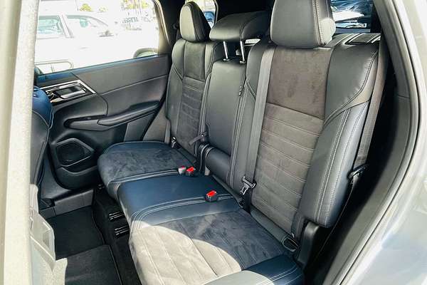 2022 Mitsubishi Outlander Aspire ZM