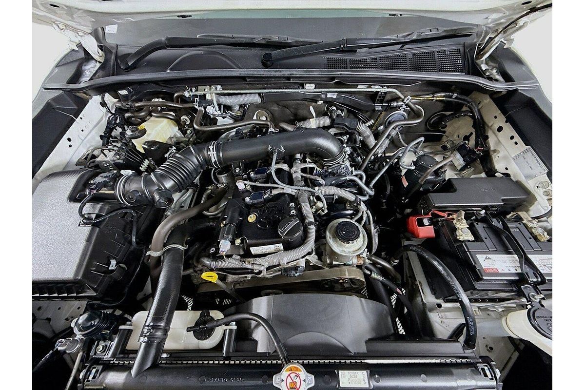 2017 Toyota Hilux Workmate TGN121R Rear Wheel Drive