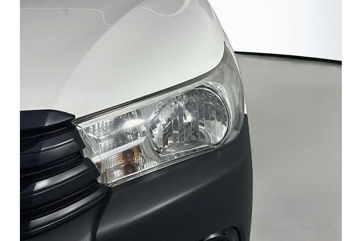 2017 Toyota Hilux Workmate TGN121R Rear Wheel Drive