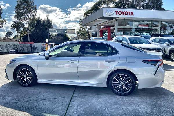 2021 Toyota Camry SL AXVH70R