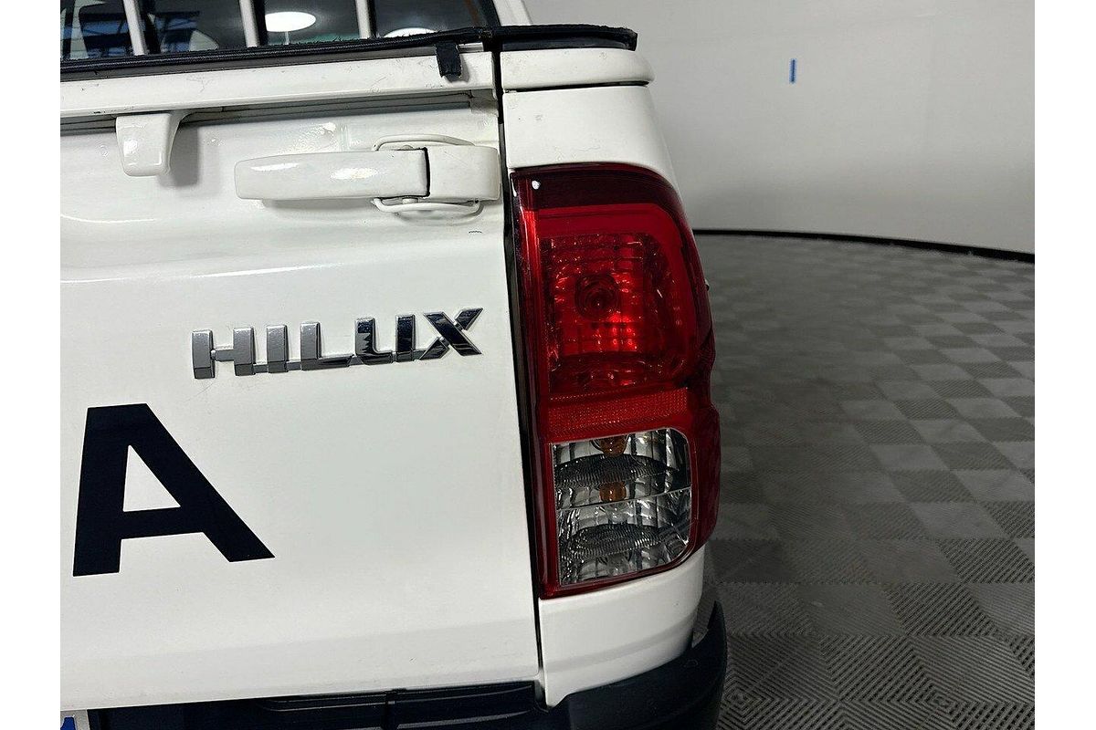 2017 Toyota Hilux Workmate TGN121R Rear Wheel Drive