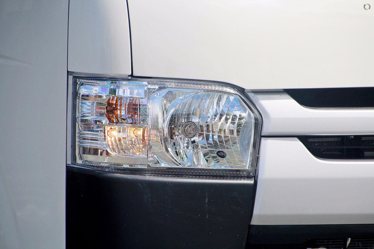 2016 Toyota Hiace KDH201R LWB