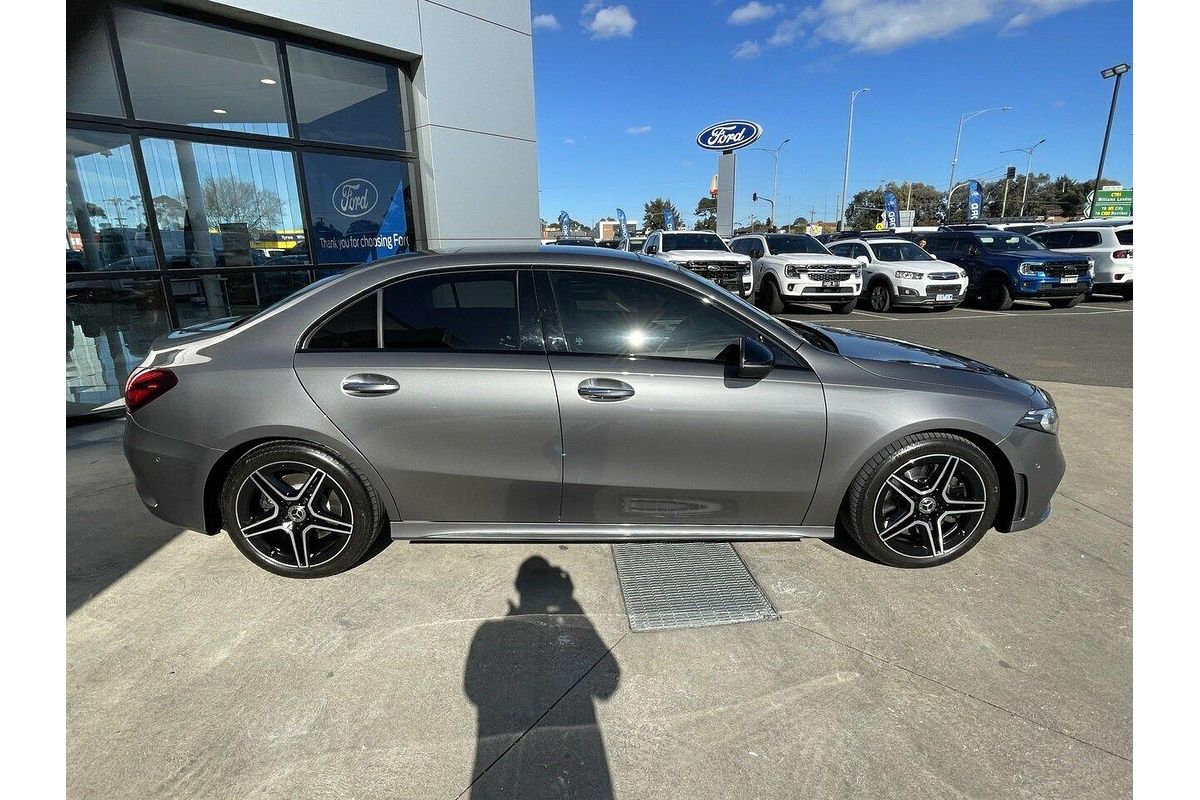 2022 Mercedes-Benz A-Class A250 V177