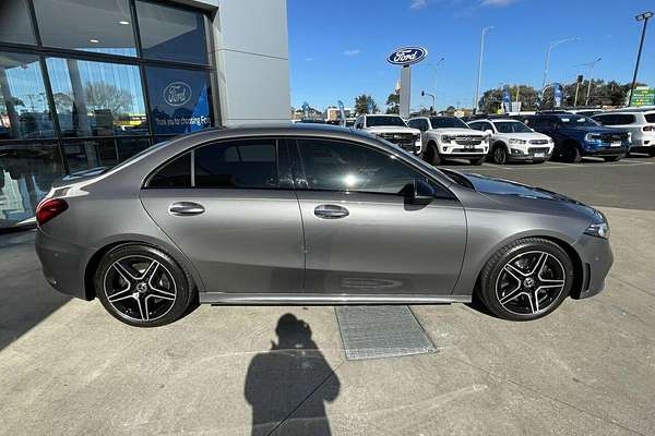 2022 Mercedes-Benz A-Class A250 V177