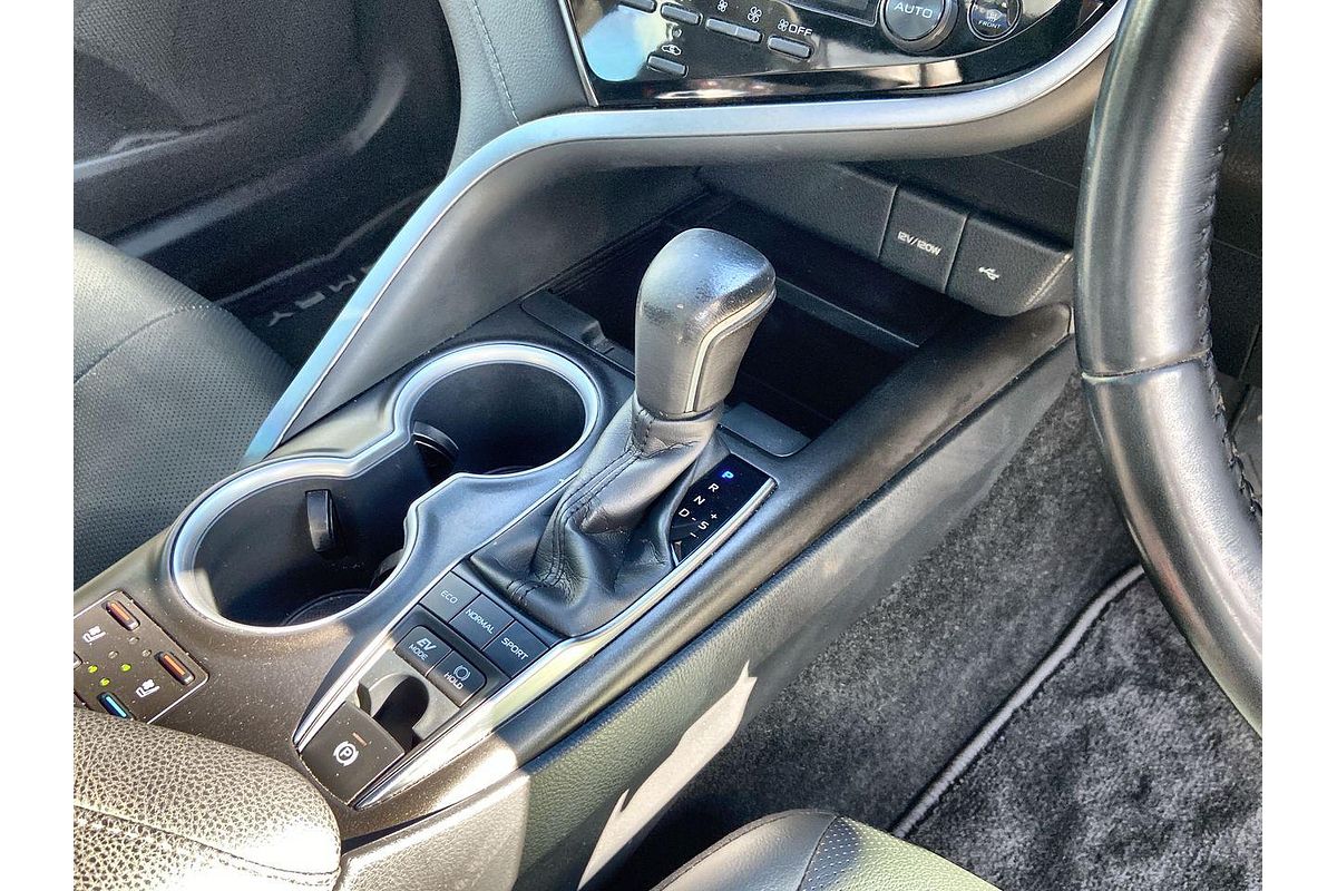 2021 Toyota Camry SL AXVH70R