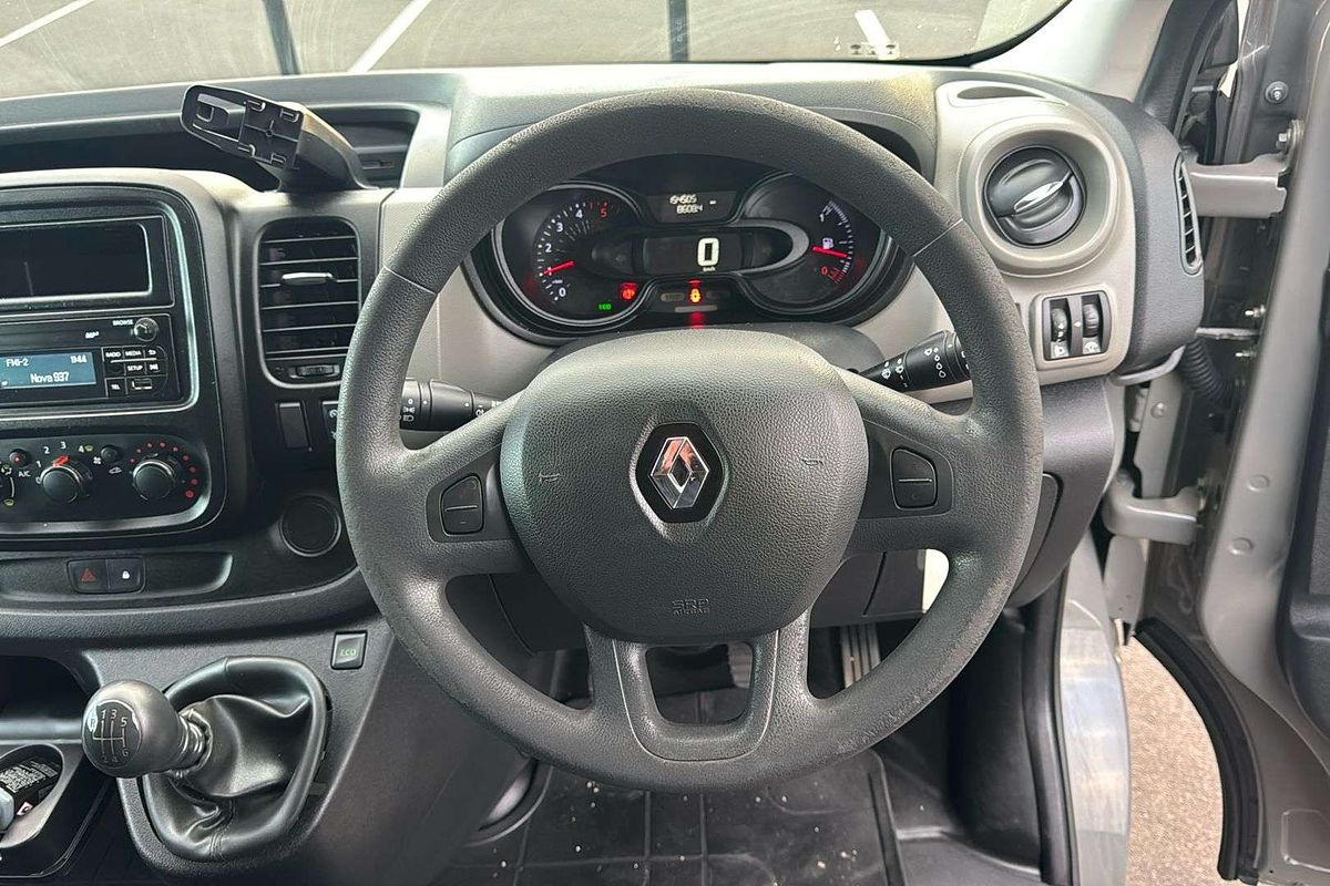 2017 Renault Trafic 66KW X82 SWB