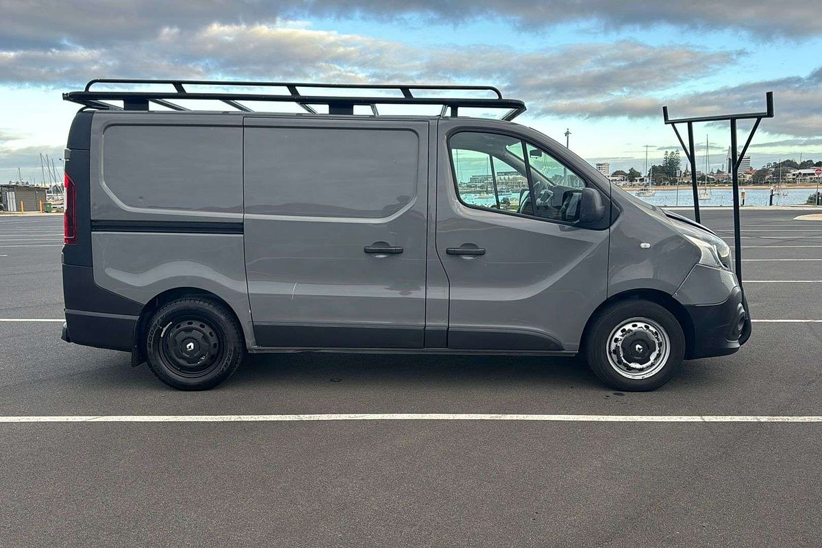 2017 Renault Trafic 66KW X82 SWB