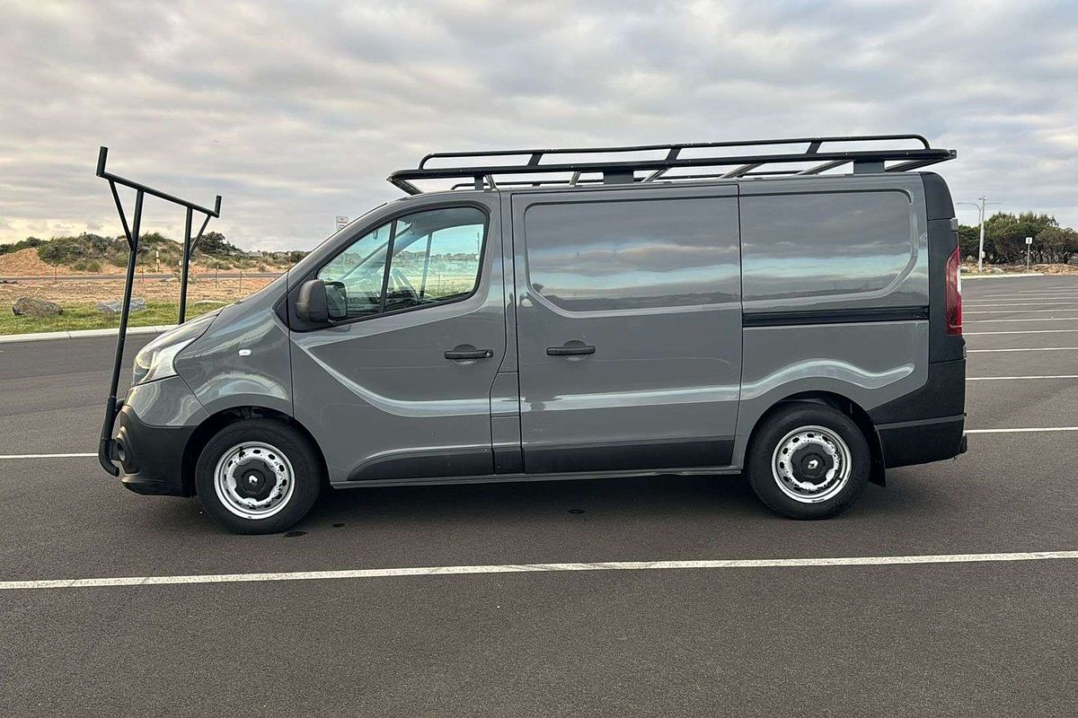 2017 Renault Trafic 66KW X82 SWB