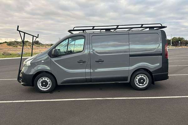 2017 Renault Trafic 66KW X82 SWB