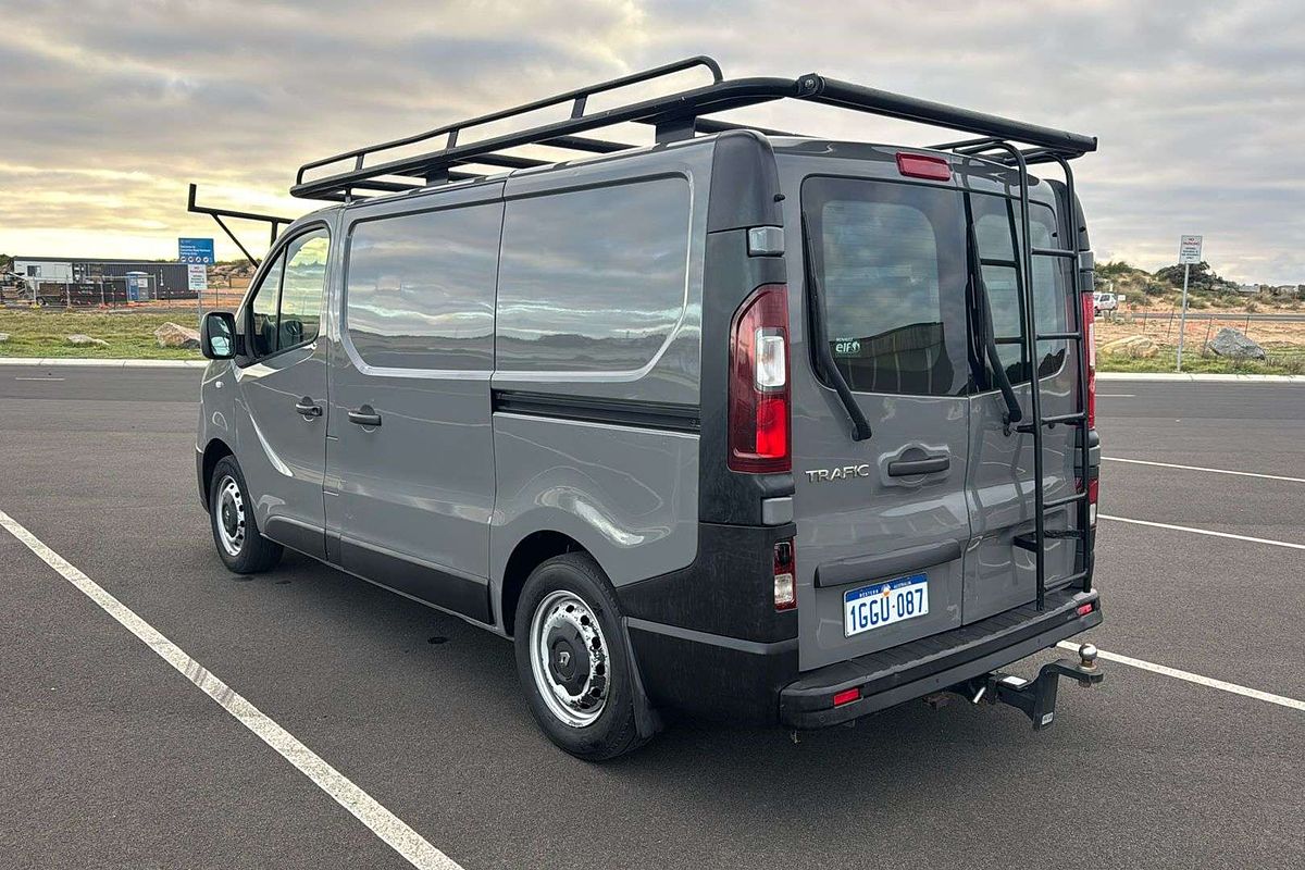 2017 Renault Trafic 66KW X82 SWB
