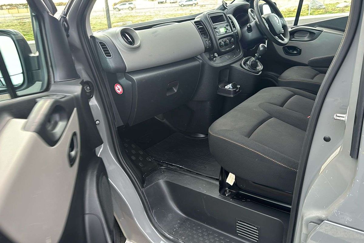 2017 Renault Trafic 66KW X82 SWB