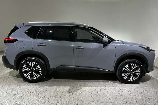 2022 Nissan X-TRAIL ST-L T33