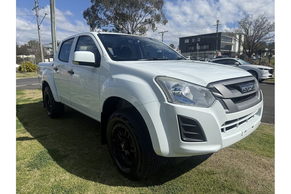 2019 Isuzu D-MAX SX 4X4