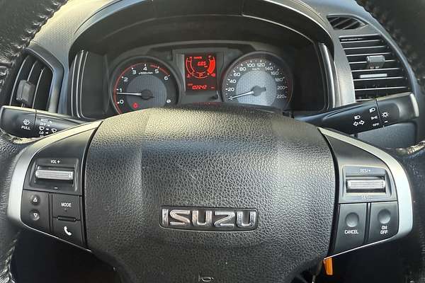 2019 Isuzu D-MAX SX 4X4