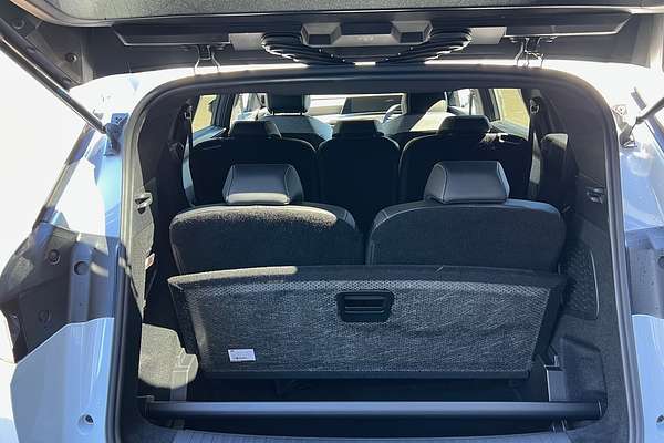 2025 Peugeot 5008 Allure e-DCS P74 MY25