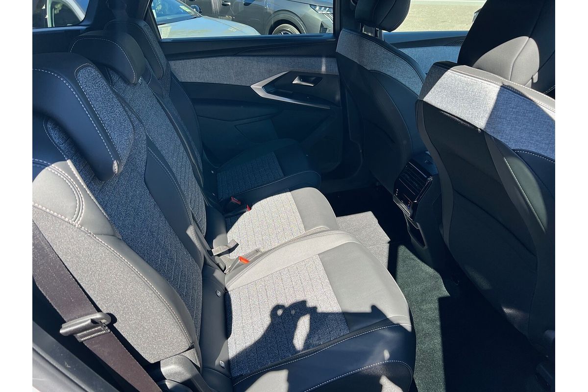 2025 Peugeot 5008 Allure e-DCS P74 MY25