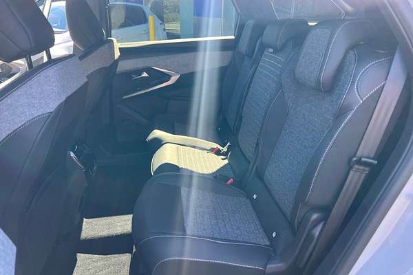 2025 Peugeot 5008 Allure e-DCS P74 MY25