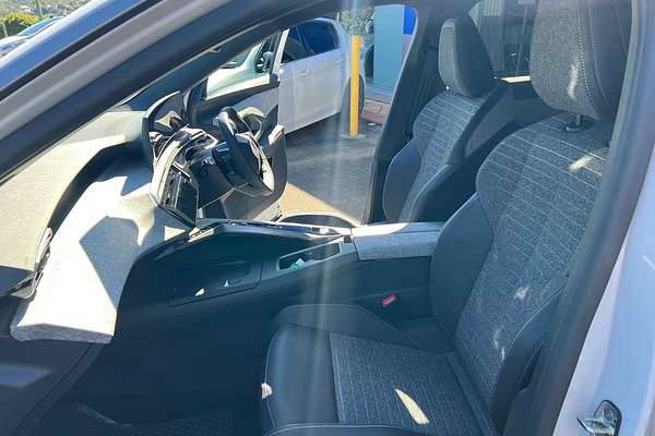 2025 Peugeot 5008 Allure e-DCS P74 MY25