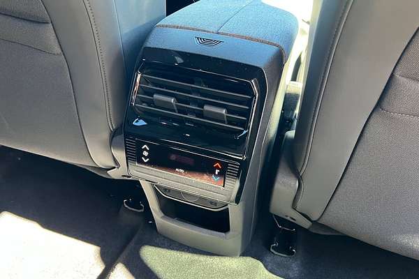 2025 Peugeot 5008 Allure e-DCS P74 MY25