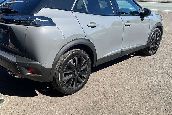 2025 Peugeot 2008 GT Hybrid P24 MY25